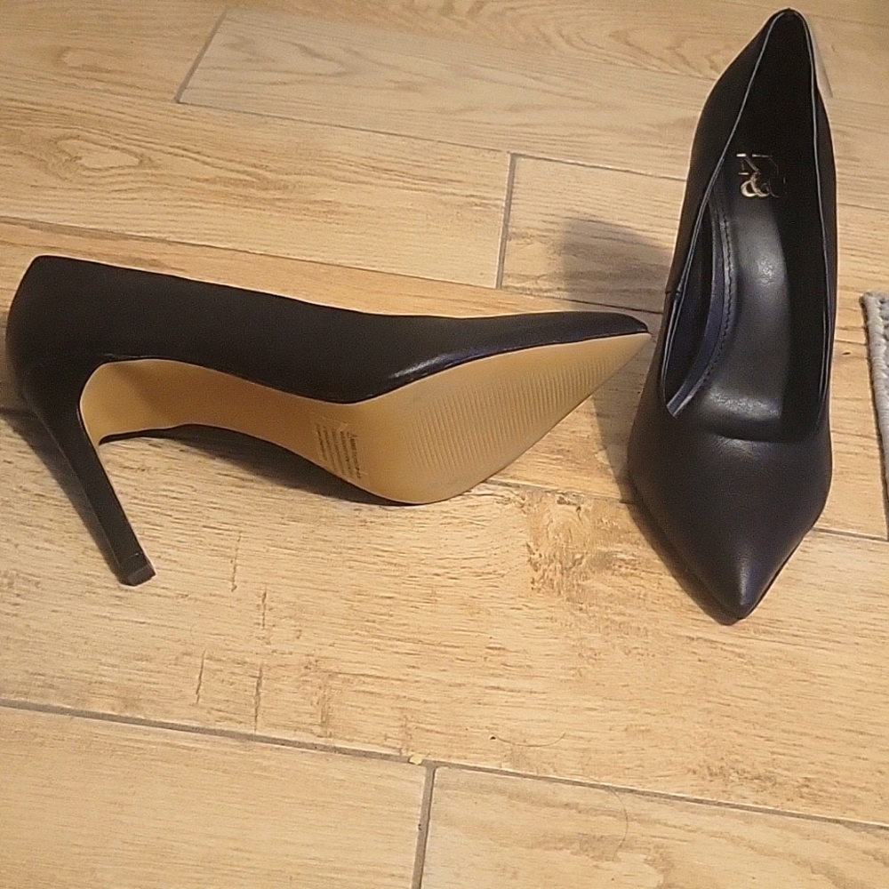 Woman Pumps